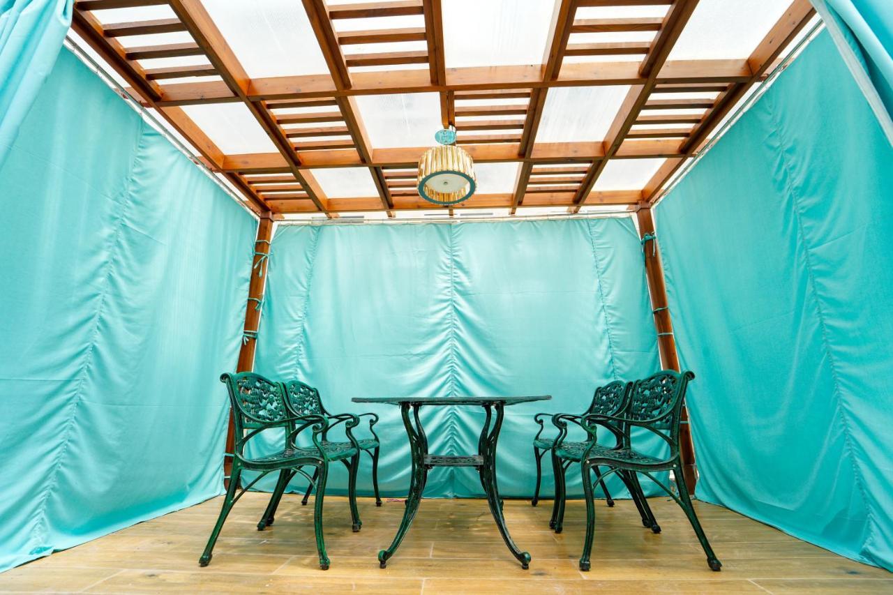 Villasita Resort Kasauli Exteriör bild