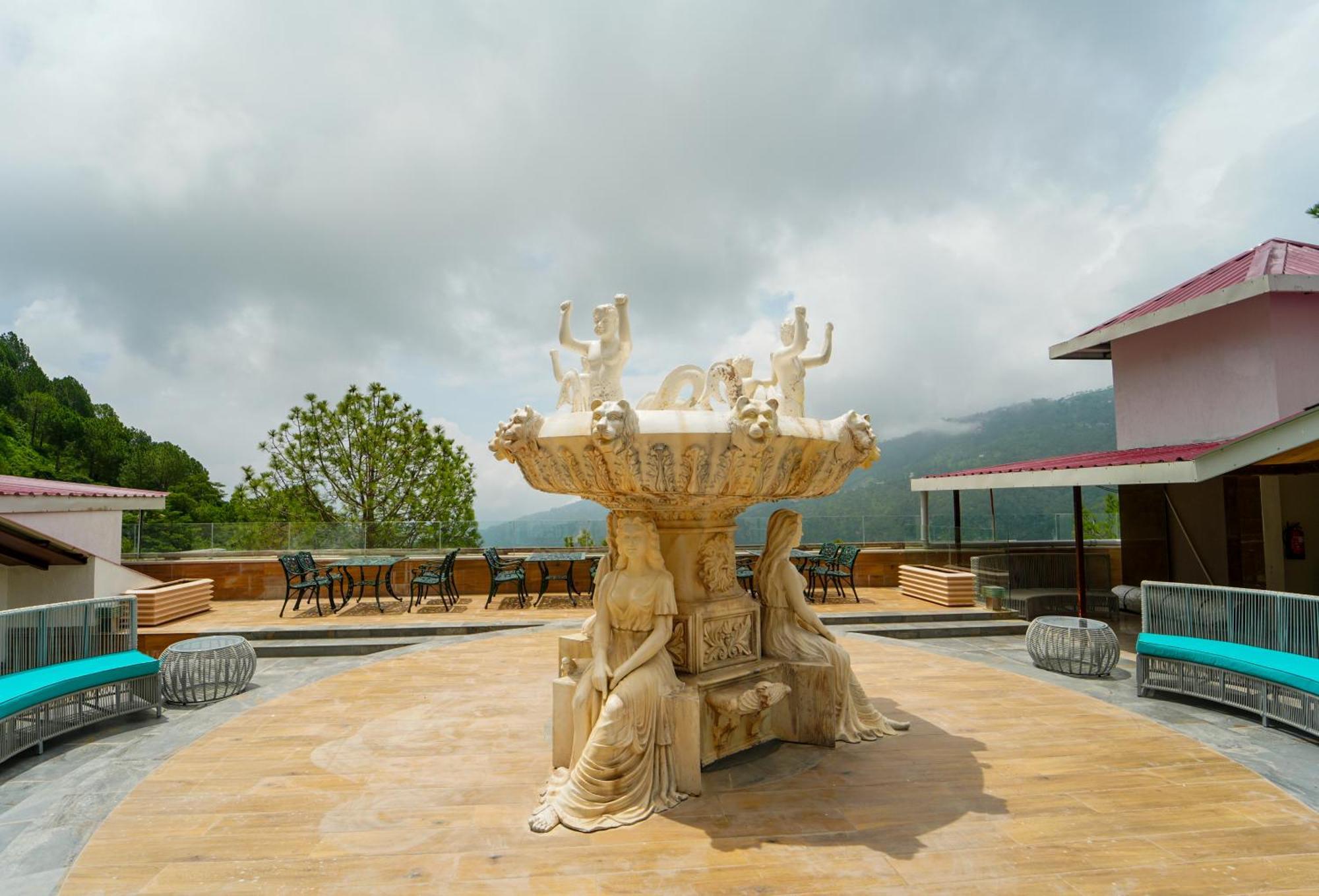 Villasita Resort Kasauli Exteriör bild